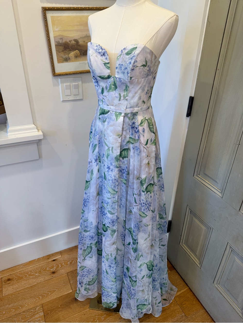 NWT Terani Couture Hydrangea Gown